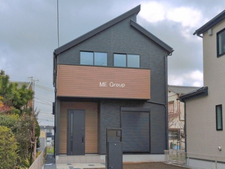 ���n�O�ώʐ^�@�O�ρ`Exterior�`�@��s���œ���̃X���[���C�t���΂Ɉ͂܂ꂽ�y�n�͓s��̌�����Y���ꂻ���B�l�G��ʂ��Ď��R�ƐG�ꍇ����X�|�b�g�����ӂɂ͐��肾������I�Z�݂����Ȃ�ƁB��炵�������B