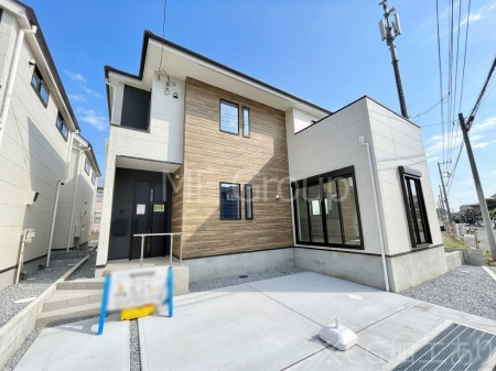 ���n�O�ώʐ^�@�O�ρ��Q�������`Exterior�`�@��ˌ��Ă̑傫�ȃ����b�g�́A�����B�́u�y�n�v���u���R�Ɂv�g���鎖�ł��B�K�[�f�j���O��c�h�x�C�Ԃ�o�C�N�̎�ȂǗl�X�ȗp�r�ŗ��p�ł��܂��B