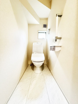 �g�C���@�������Q�������`Toilet�`�@�Y��E�X�b�L���E���K�ȃE�H�V�����b�g�t�g�C���ł��낰���Ԃł��B�̌������薾�邭�A���K��ԂƂȂ��Ă���܂��������g���ꏊ�����炱���̔z���ł��I