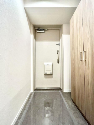 ���ց@�����`Entrance�`�@�Ƃ̒��ł��q�l���}����ŏ��̏ꏊ�ł��錺�ւ́A�Ƃ̈�ۂ��̂��̂ł��I�L�x�Ȍ��֎��[�ŁA����Y��ɕۂ��Ƃ��o���܂��􌺊ւɂ͂����Ղ���[�̉��ʔ��������I