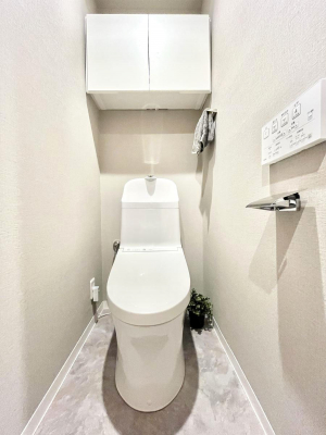 �g�C���@�����`Toilet�`�@�Y��E�X�b�L���E���K�ȃE�H�V�����b�g�t�g�C���ł��낰���Ԃł��B�g�C���͖����g�킴��𓾂Ȃ����́B����������ۂ������ł��ˁB�X�b�g�N�u��Ƃ��ĕ֗��Ȏ��[�I�t���B