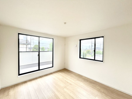 ���̑����ρ@�������P�������`Bed Room�`  �u��������������l�v�Ƃ��v�w�ł�����肭�낰��Q���B�����̉Ǝ��₨�d���ɔ�ꂽ���̓t�J�t�J�̃x�b�g�Ŗ�����Ă��������B�{�I�������Ă����K�ȍL����������