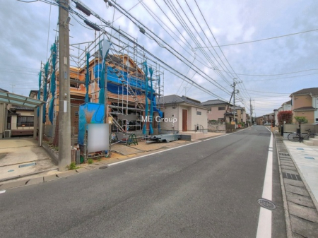 ���n�O�ώʐ^�@�`Exterior�`�@�O�ʓ��H�F�쐼 6m �����@�}�C�z�[���̖������I��������n�܂�u����v�͉Ƒ��ɂƂ��đ�؂ŋM�d�Ȏ��ԁB�����炱���A�����ł��L���ɁA�����ł����K�ɁB