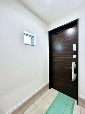 ���ց@������A�������`Entrance�`�@���ւ͉Ƃ̊�Ƃ����܂����䂪�Ƃ̃Z���X�����肰�Ȃ����������閣�͂��錺�֑�����y���݂̈�B�A���x�ɉƑ����ق��Ƃł���S�n�悢��ԑ������؂ł��ˁ�