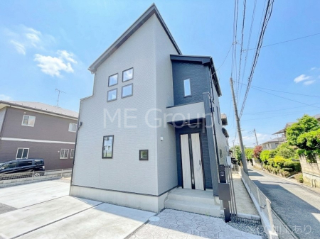 ���n�O�ώʐ^�@�O�ρ`Exterior�`�@�p�n�ɂ��z����E���ʂ��ǍD�ł��B��ˌ��Ă̑傫�ȃ����b�g�́A�����B�́u�y�n�v���u���R�Ɂv�g���鎖�ł��B�K�[�f�j���O��c�h�x�C�Ԃ�o�C�N�̎�ȂǗl�X�ȗp�r�ŗ��p�ł��܂��B