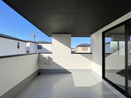 �o���R�j�[�@�����`Balcony�`�@�C���i�[�o���R�j�[�͐��󕨂������X�y�[�X�Ƃ��ċ}�ȉJ�Ő��󕨂��G��Ă��܂��̂�h���ł���܂����`�F�A�ł��낢����A�Ăɂ͎�����C�ɂ����r�j�[���v�[�����y���߂܂��ˁ�