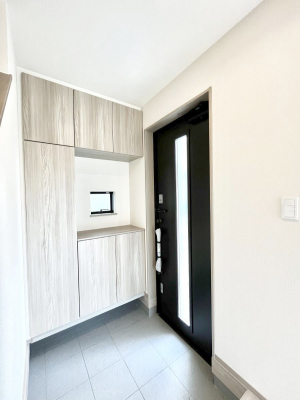 ���ց@�����`Entrance�`�@�Ƃ̒��ł��q�l���}����ŏ��̏ꏊ�ł��錺�ւ́A�Ƃ̈�ۂ��̂��̂ł��I�L�x�Ȍ��֎��[�ŁA����Y��ɕۂ��Ƃ��o���܂��􌺊ւɂ͂����Ղ���[�̉��ʔ��������I