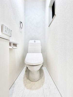 �g�C���@�������P�������`Toilet�`�@�Y��E�X�b�L���E���K�ȃE�H�V�����b�g�t�g�C���ł��낰���Ԃł��B�̌������薾�邭�A���K��ԂƂȂ��Ă���܂��������g���ꏊ�����炱���̔z���ł��I