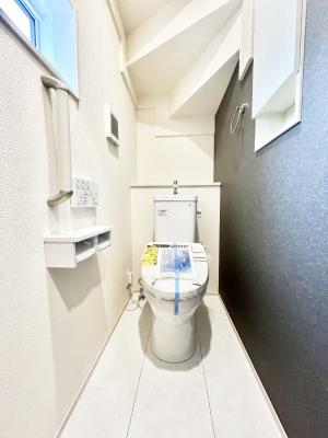�g�C���@�������P�������`Toilet�`�@�Y��E�X�b�L���E���K�ȃE�H�V�����b�g�t�g�C���ł��낰���Ԃł��B�̌������薾�邭�A���K��ԂƂȂ��Ă���܂��������g���ꏊ�����炱���̔z���ł��I