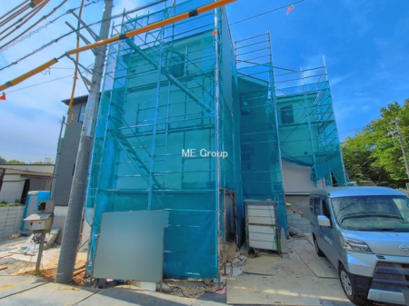 ���n�O�ώʐ^�@�`Exterior�`�@��s���œ���̃X���[���C�t���΂Ɉ͂܂ꂽ�y�n�͓s��̌�����Y���ꂻ���B�l�G��ʂ��Ď��R�ƐG�ꍇ����X�|�b�g�����ӂɂ͐��肾������I�Z�݂����Ȃ�ƁB��炵�������B