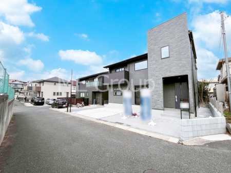 ���n�O�ώʐ^�@�O�ρ`Exterior�`�@�O�ʓ��H�F�� 4.5m �����@�O�ʓ��H�͊ՐÂȏZ��n���͂���Ԓʂ�̏��Ȃ����H�B���Ԃ̏o��������炭�炭�ł��I���s���_�E���n���w�̂���]�́A���C�y�ɂ��₢���킹���������I