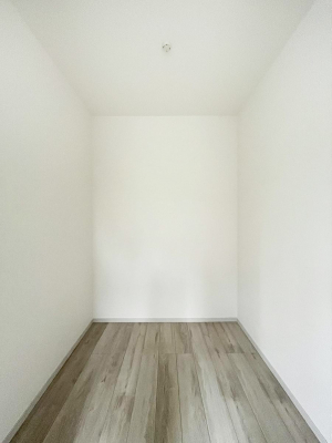 ���̑��@�����`Walk-in Closet�`�@�K�v�Ȃ��̂�R�[�f�B�l�[�g���ꗗ���Ċm�F�ł��A�g�x�x�⏀�����Z���ԂōςރE�H�[�N�C���N���[�[�b�g��ݒu���܂����B�Ƃ̒�����������Ƃ�����֗��Ȏ��[�X�y�[�X�ł��B