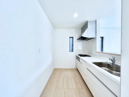 �L�b�`���@�����`Kitchen�`�@�L���Ďg���₷���L�b�`���Ȃ�Ƒ��ł�������ɗ�������������A��Еt������ԂȂ��ł����Ⴂ�܂�����[�������Ղ肠��̂ŁA������������Ɛ����Ȉ�ۂ�ۂĂ܂��B