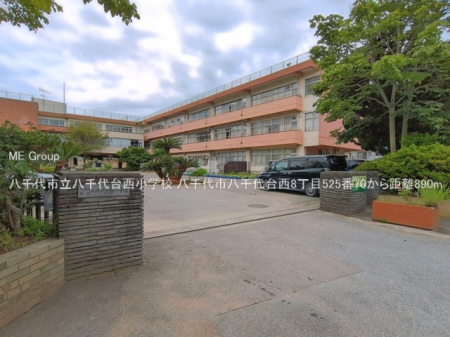 ���ӊ��@���w�Z 890m �����s�������䐼���w�Z