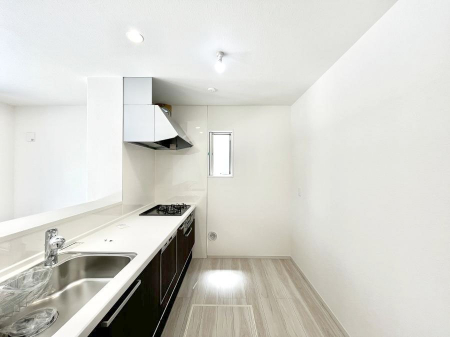 �L�b�`���@��Ƃ肠��L�b�`���ł͂��Ƒ��Ɗy�������������ł��܂��B
