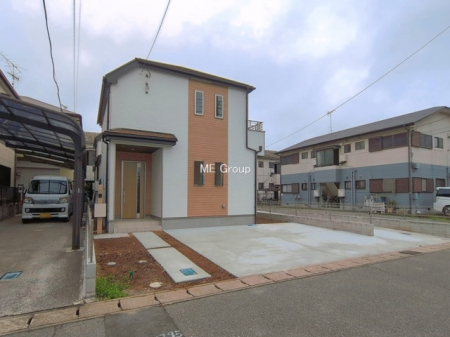 ���n�O�ώʐ^�@��A�������`Exterior�`�@��ˌ��Ă̑傫�ȃ����b�g�́A�����B�́u�y�n�v���u���R�Ɂv�g���鎖�ł��B�K�[�f�j���O��c�h�x�C�Ԃ�o�C�N�̎�ȂǗl�X�ȗp�r�ŗ��p�ł��܂��B