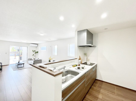 �L�b�`���@������No.3���`Kitchen�`�@�u���������͉�����낤�v����ȃL�b�`���Ȃ�v�������藿�����ł����Ⴂ�܂��B�L�b�`������̓��r���O����]�ł��܂��B�Ƒ����Ȃ��邨�Ƃ������ɂ������܂��B