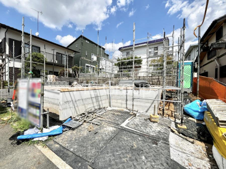 ���n�O�ώʐ^�@�O�ρ`Exterior�`�@��ˌ��Ă̑傫�ȃ����b�g�́A�����B�́u�y�n�v���u���R�Ɂv�g���鎖�ł��B�K�[�f�j���O��c�h�x�C�Ԃ�o�C�N�̎�ȂǗl�X�ȗp�r�ŗ��p�ł��܂��B