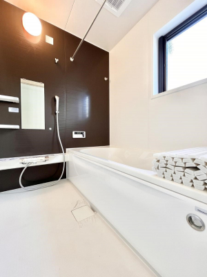 �����@����̔�����₷��؂ȃo�X�^�C���B�������Ƃ����C���y����Ŕ����Ƃ肽���ł��ˁI  