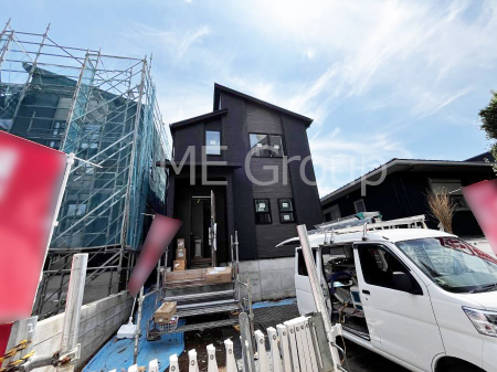 ���n�O�ώʐ^�@�O�ρ��S�������`Exterior�`�@���X�����Ȃ���A�咣���߂����ǂ����]�T������������V���[�v�ȃt�H�����ŘȂޓ@��́A���V�̋�ƏƂ炵���킹�鎖�ŁA�{������ׂ������`�̎p�������Ă���܂��B