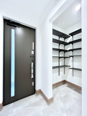 ���ց@������2�������`Entrance�`�@���ւ͉Ƃ̊�Ƃ����܂����䂪�Ƃ̃Z���X�����肰�Ȃ����������閣�͂��錺�֑�����y���݂̈�B�A���x�ɉƑ����ق��Ƃł���S�n�悢��ԑ������؂ł��ˁ�@