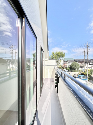 �o���R�j�[�@������A�������`Balcony�`  �o���R�j�[�͉������z���������݁A���z�c����󕨂��C�����悭�������Ƃ��ł��܂��B�g���₷���J���I�ȃo���R�j�[�ł����z�����������Ղ�~�蒍���A�o���R�j�[�t���Z�܂��B  