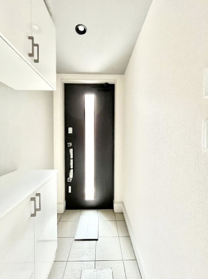 ���ց@�����`Entrance�`�@�Ƃ̒��ł��q�l���}����ŏ��̏ꏊ�ł��錺�ւ́A�Ƃ̈�ۂ��̂��̂ł��I�L�x�Ȍ��֎��[�ŁA����Y��ɕۂ��Ƃ��o���܂��􌺊ւɂ͂����Ղ���[�̉��ʔ��������I