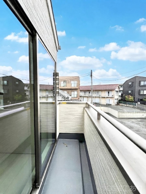 �o���R�j�[�@�����`Balcony�`  �o���R�j�[�͉������z���������݁A���z�c����󕨂��C�����悭�������Ƃ��ł��܂��B  �g���₷���J���I�ȃo���R�j�[�ł����z�����������Ղ�~�蒍���A�o���R�j�[�t���Z�܂��B  