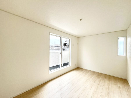 ���̑����ρ@�������P�������`Bed Room�`  �u��������������l�v�Ƃ��v�w�ł�����肭�낰��Q���B  �����̉Ǝ��₨�d���ɔ�ꂽ���̓t�J�t�J�̃x�b�g�Ŗ�����Ă��������B�{�I�������Ă����K�ȍL����������