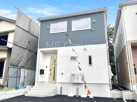���n�O�ώʐ^�@�O�ρ��Q�������`Exterior�`  �ՐÂȏZ��n�Ŏq��ĉƑ��Ƀs�b�^���B  �����̂��U�������K�ȗ΂Ɍb�܂ꂽ�G���A�ŁA���R�ɕ�܂ꂽ���₩�ȕ�炵���������邽�߂́A��Ƃ肠��Z���������Ă��܂��B
