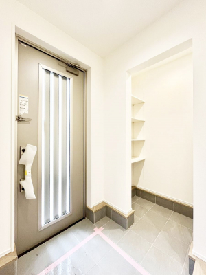 ���ց@�����`Entrance�`�@���ւ͉Ƃ̊�Ƃ����܂����䂪�Ƃ̃Z���X�����肰�Ȃ����������閣�͂��錺�֑�����y���݂̈�B�A���x�ɉƑ����ق��Ƃł���S�n�悢��ԑ������؂ł��ˁ�