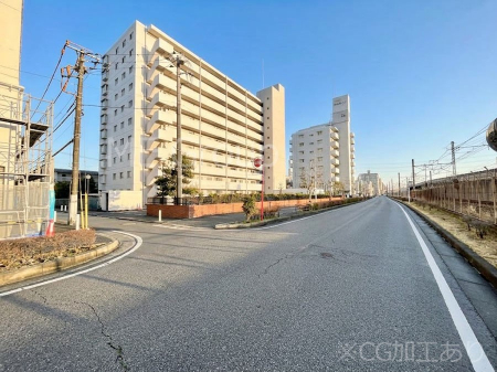 ���n�O�ώʐ^�@�O�ρ`Exterior�`�@�ՐÂȏZ��n�Ŏq��ĉƑ��Ƀs�b�^���B�����̂��U�������K�ȗ΂Ɍb�܂ꂽ�G���A�ŁA���R�ɕ�܂ꂽ���₩�ȕ�炵���������邽�߂́A��Ƃ肠��Z���������Ă��܂��B