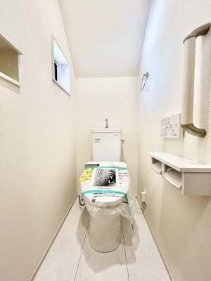 �g�C���@�������P�������`Toilet�`�@�������̂��鐅����g�C���̓E�H�V�����b�g�t���ł����g�C���͖����g�킴��𓾂Ȃ����́B����������ۂ������ł��ˁB�g�C����2��������̂Œ��̍��G���ɕ֗��ł��I