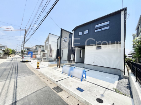 ���n�O�ώʐ^�@�O�ρ`Exterior�`�@�O�ʓ��H�F�k�� 4m �����@�O�ʓ��H�͊ՐÂȏZ��n���͂���Ԓʂ�̏��Ȃ����H�B���Ԃ̏o��������炭�炭�ł��I���s���_�E���n���w�̂���]�́A���C�y�ɂ��₢���킹���������I