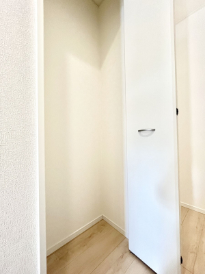 ���̑����ρ@�ݔ����T�������L�����[�B�|�������G�߂̏��������[���邱�Ƃ��ł��܂��B