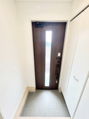 ���ց@�����`Entrance�`�@�Ƃ̒��ł��q�l���}����ŏ��̏ꏊ�ł��錺�ւ́A�Ƃ̈�ۂ��̂��̂ł��I�L�x�Ȍ��֎��[�ŁA����Y��ɕۂ��Ƃ��o���܂��􌺊ւɂ͂����Ղ���[�̉��ʔ��������I��CG���H�ς�