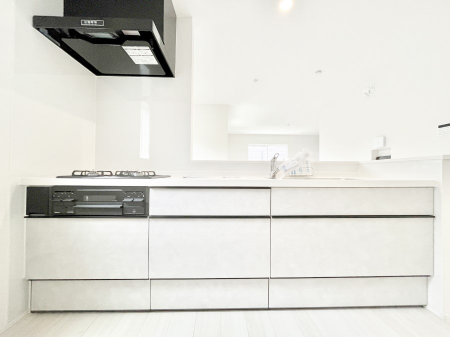 �L�b�`���@������2�������`Kitchen�`�@�L�b�`�����烊�r���O�����n����Ζʎ��̊Ԏ������������Ȃ��炲�Ƒ��̗l�q��������̂ŁA�����Ȃ��q�l�����邲�ƒ�ɂ����������S�̏Z�܂��ł���  