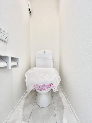 �g�C���@�g�C����1�K��2�K���ꂼ��ɔz�u����Ă��ĂƂĂ��֗��ł��B 