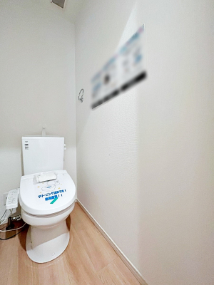 トイレ　内装■1号棟■　清潔感のある水回り♪トイレはウォシュレット付きです◎    