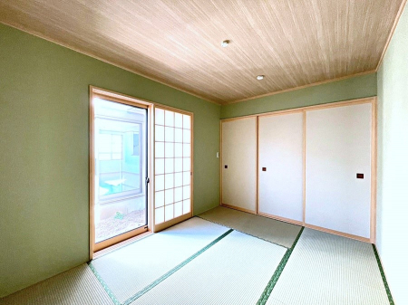 ̑ρ@A`Japanese Room`  aʂȎԁA炩ȏt̂炩ȎA~͂̎炷zƂԁAoNɂĕ\ςʂȏꏊB  