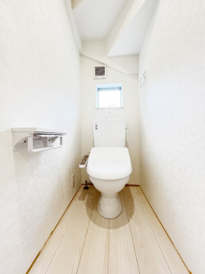 gC@`Toilet`@YEXbLEKȃEHVbgtgCł낰ԂłBgC͖g킴𓾂Ȃ́BۂłˁBgC2̂Œ̍Gɕ֗łI