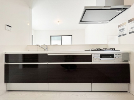 Lb`@Q`Kitchen`rOnJE^[Lb`B  ȂƑƃR~jP[VƂ邾łȂA傫ȊJ邱Ƃł܂B  ql̐邱Ƃł܂ˁI